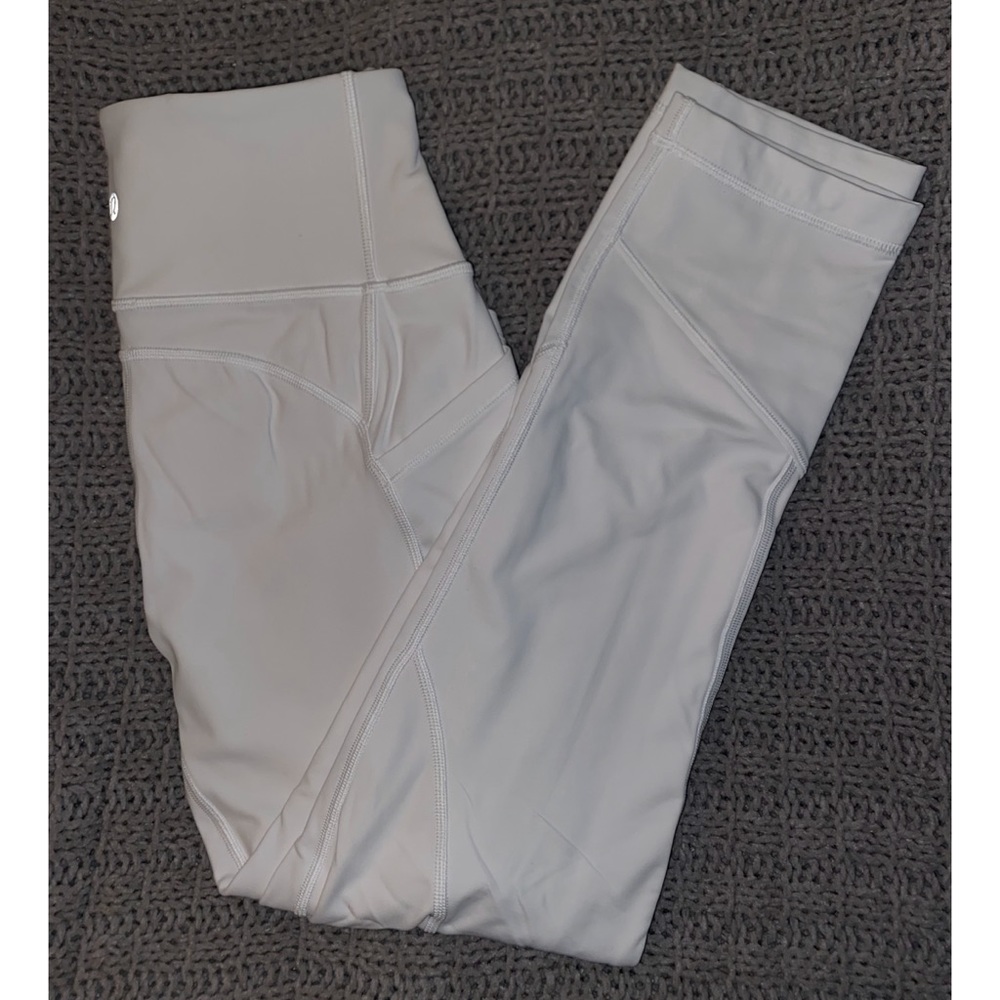 Lululemon “Speed Up Tight 25in” Leggings